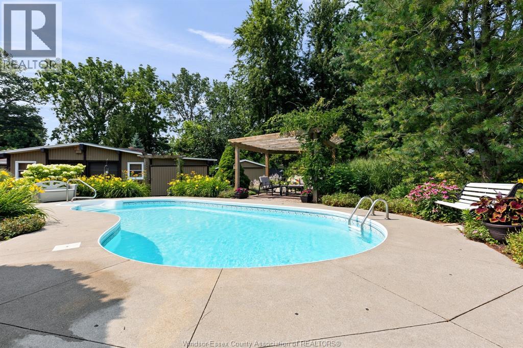 69 KAEL CRESCENT - Image 32