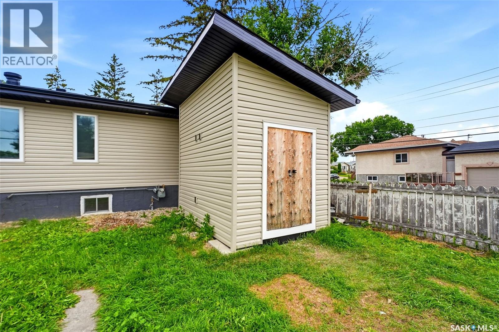 1601 Lacon STREET - 35
