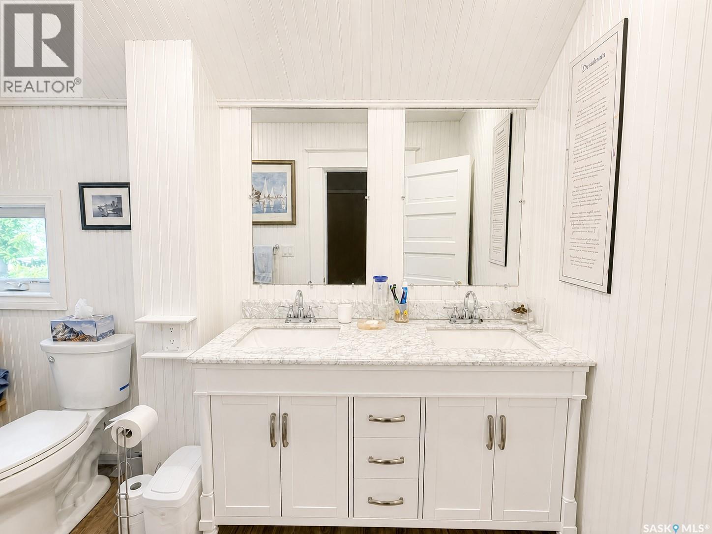 205 3rd AVENUE - 24