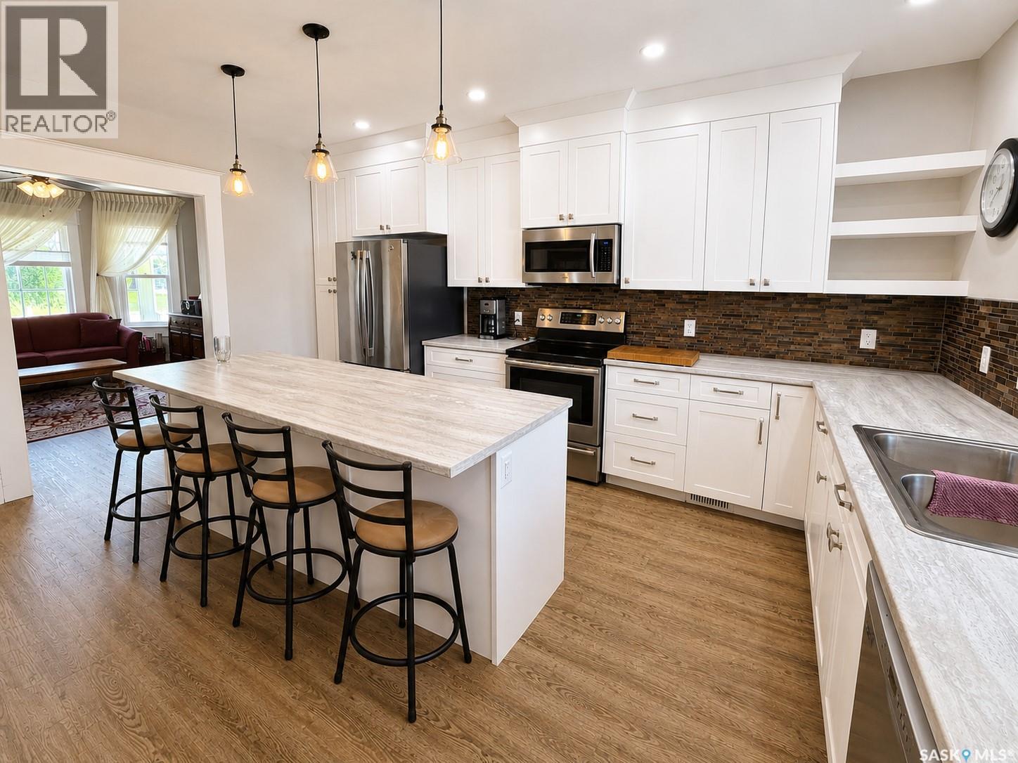 205 3rd AVENUE - 8