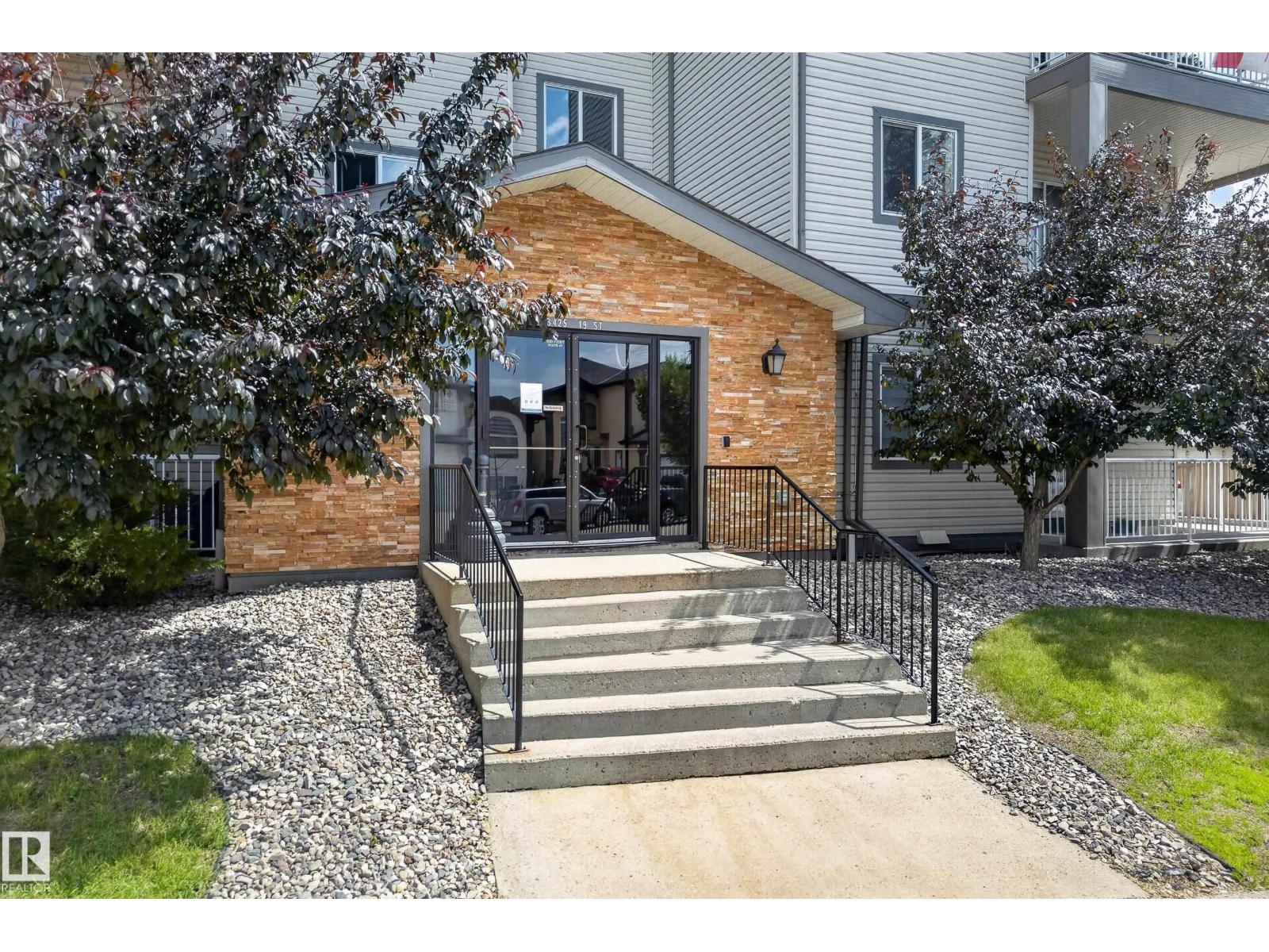 #430 3425 19 ST NW - 9