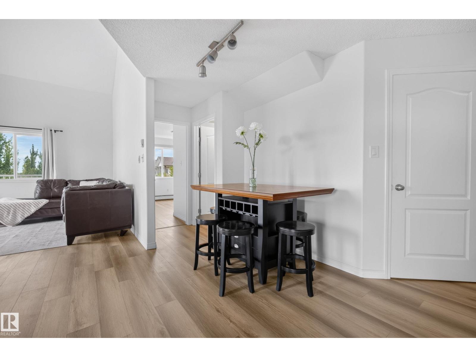 #430 3425 19 ST NW - 16