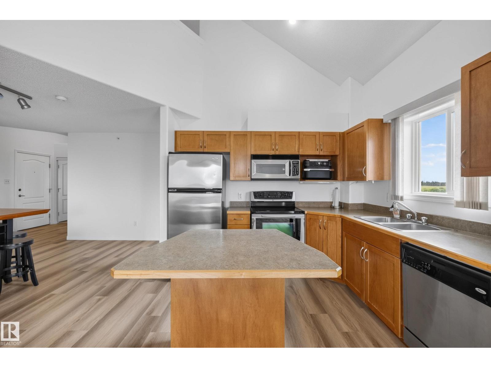 #430 3425 19 ST NW - 19