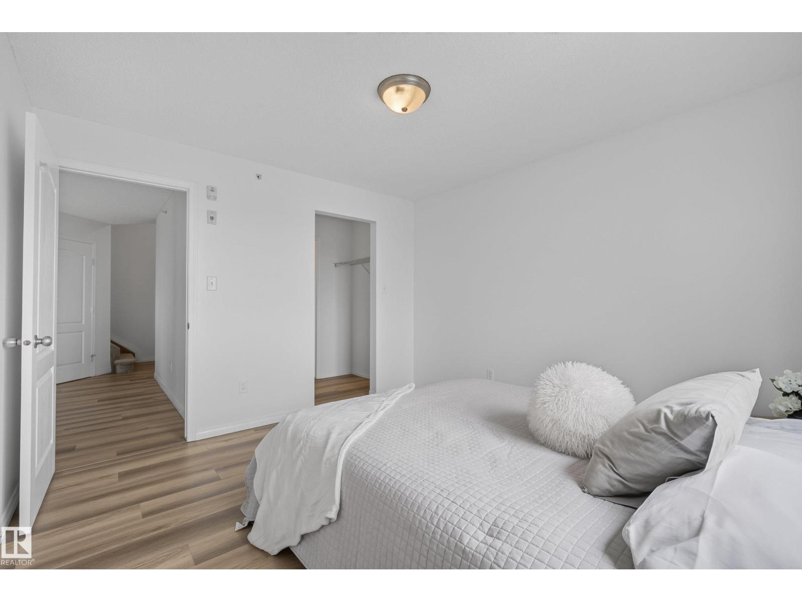 #430 3425 19 ST NW - 32