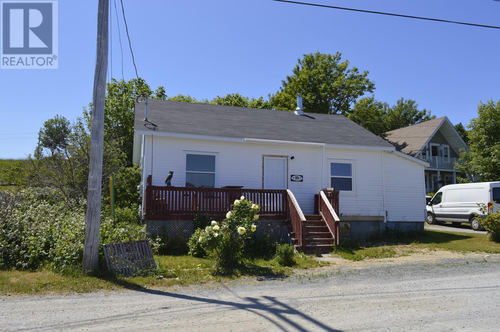 35 Harbour Road - Image 3