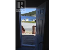 35 Harbour Road thumbnail 16