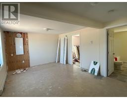35 Harbour Road thumbnail 18