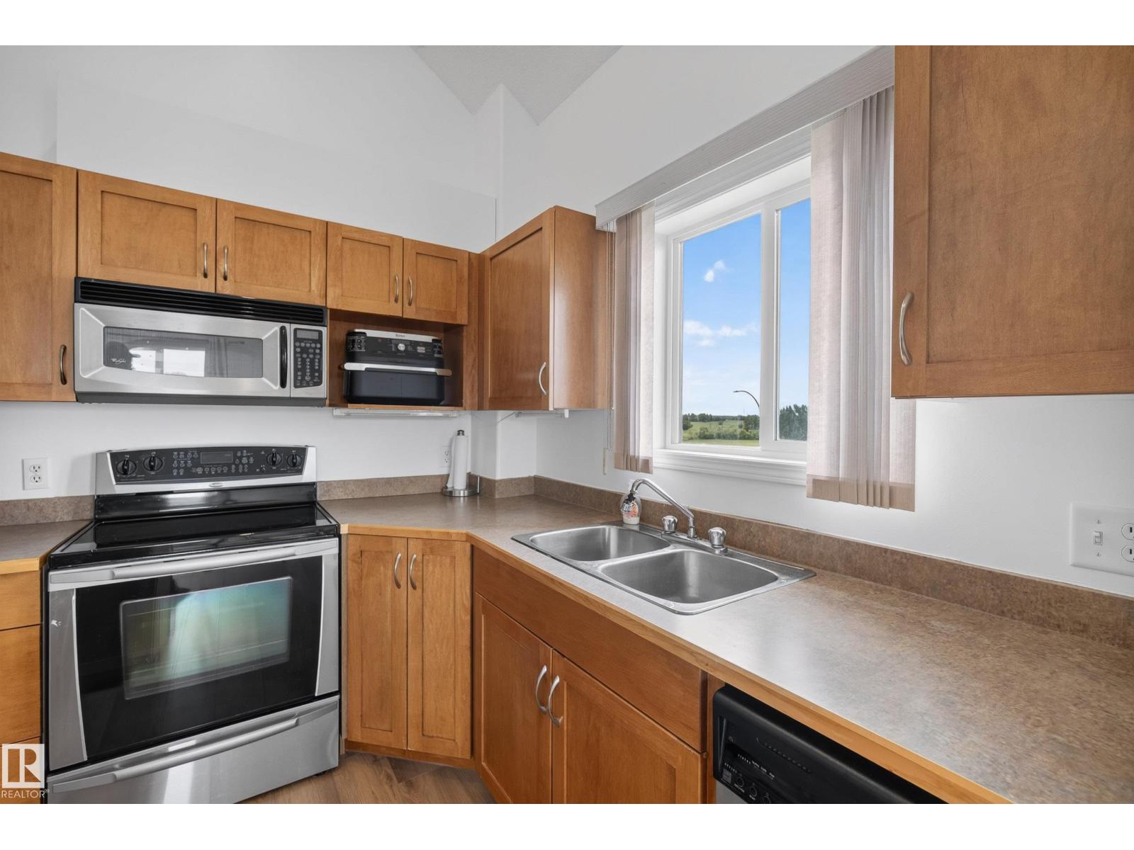 #430 3425 19 ST NW - 21
