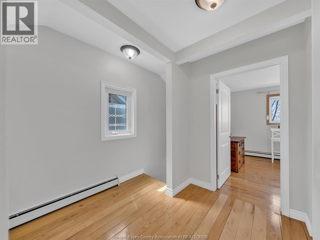 41 Mickle DRIVE - 28