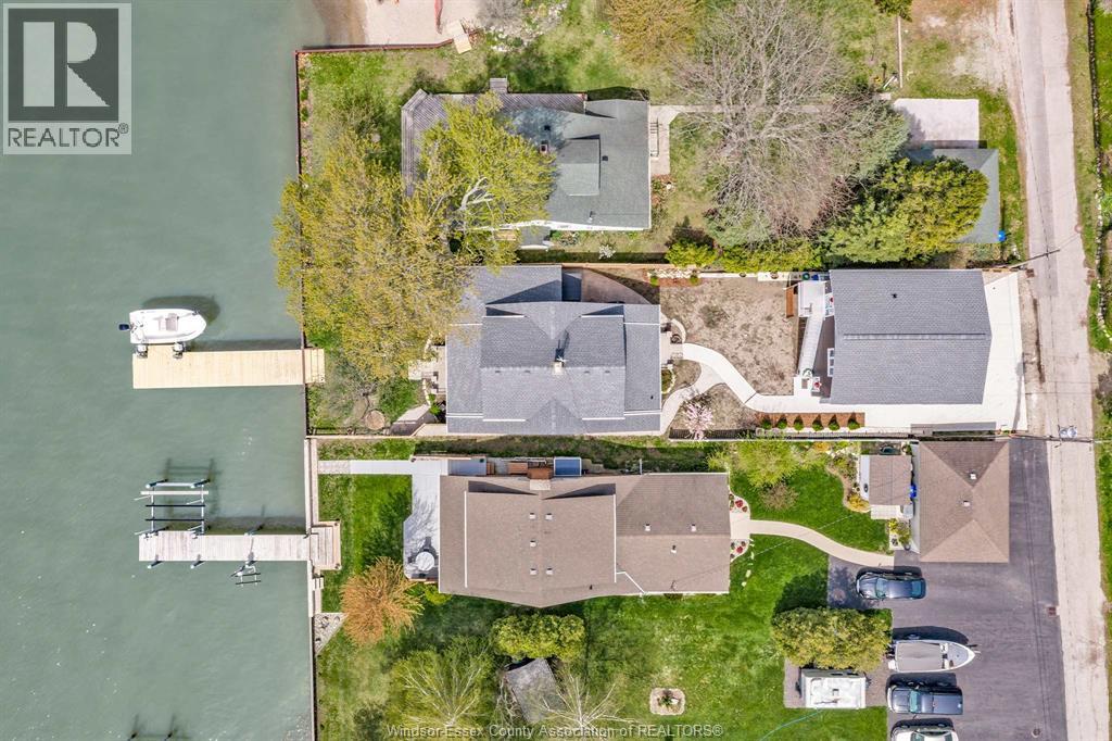41 Mickle DRIVE - 50