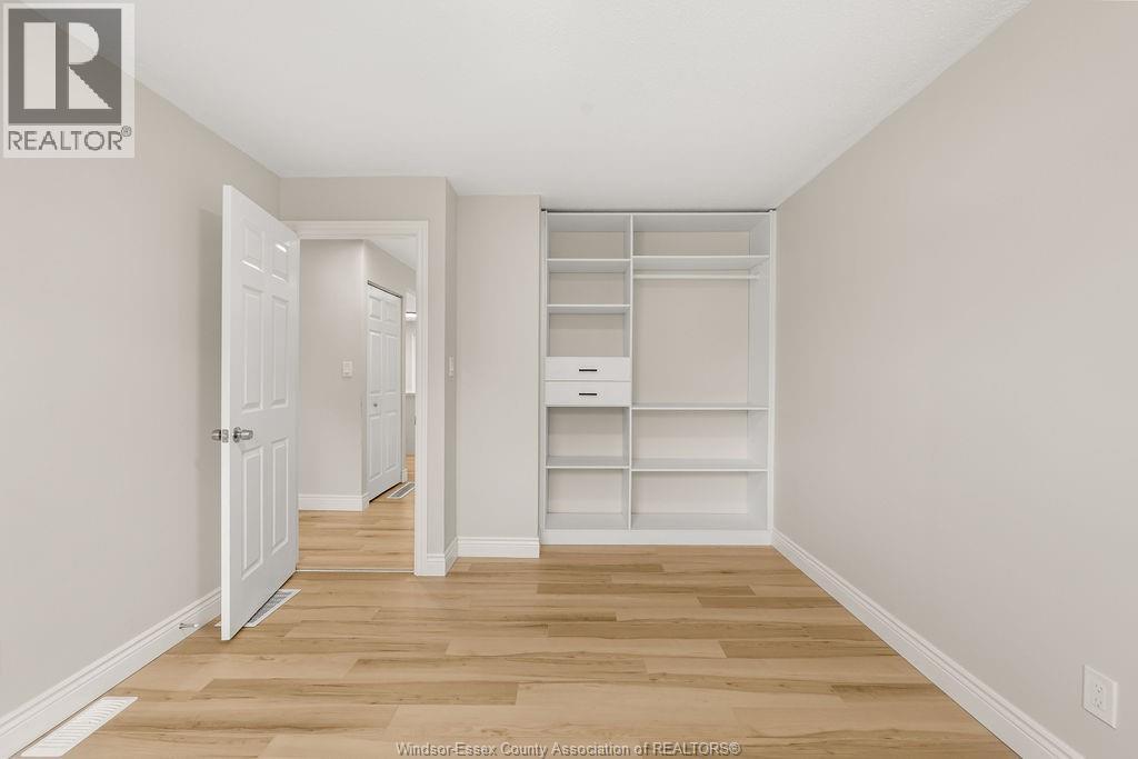 1175 HEATHFIELD - 12