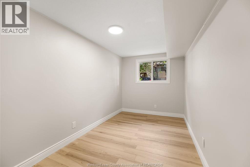 1175 HEATHFIELD - 21