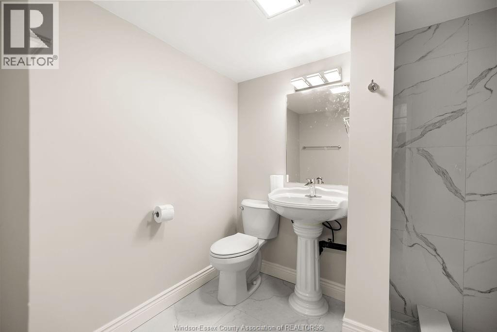 1175 HEATHFIELD - 23