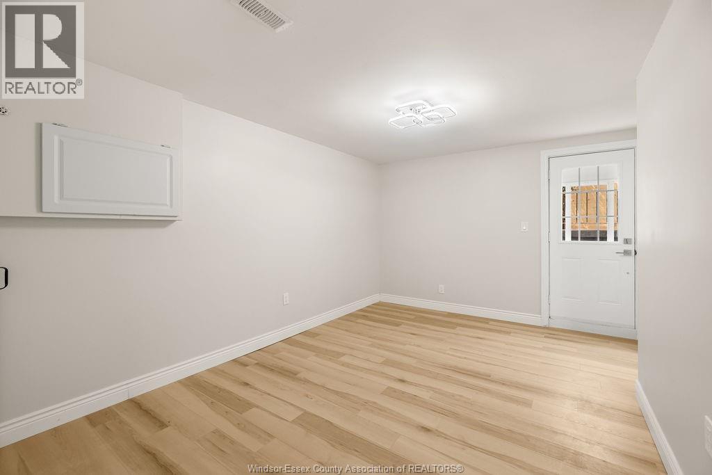 1175 HEATHFIELD - 24
