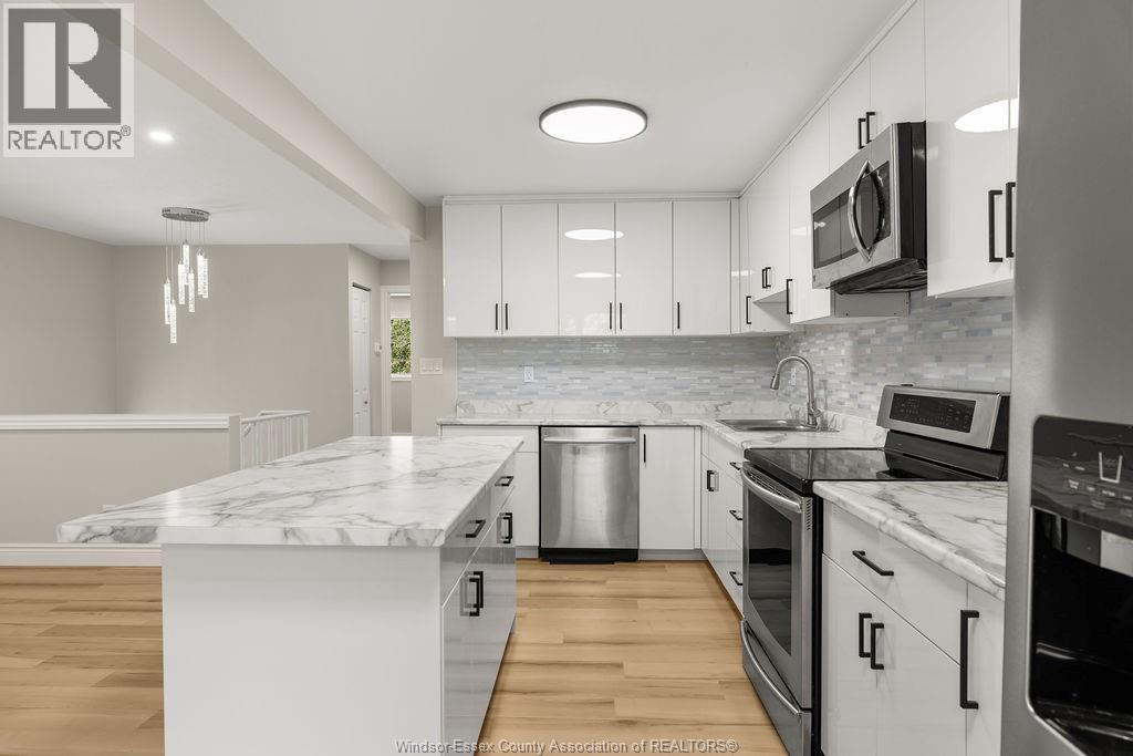 1175 HEATHFIELD - 8