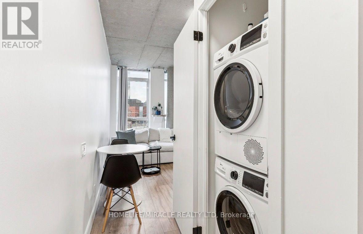 #207 318 KING STREET E - 9