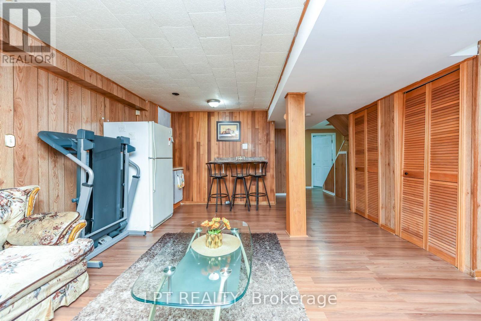 67 KAY DRIVE - Image 39