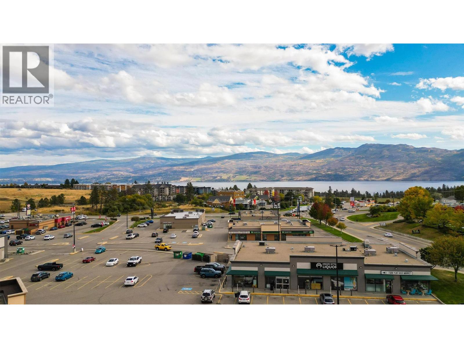 209 3645 Gosset Road, West Kelowna