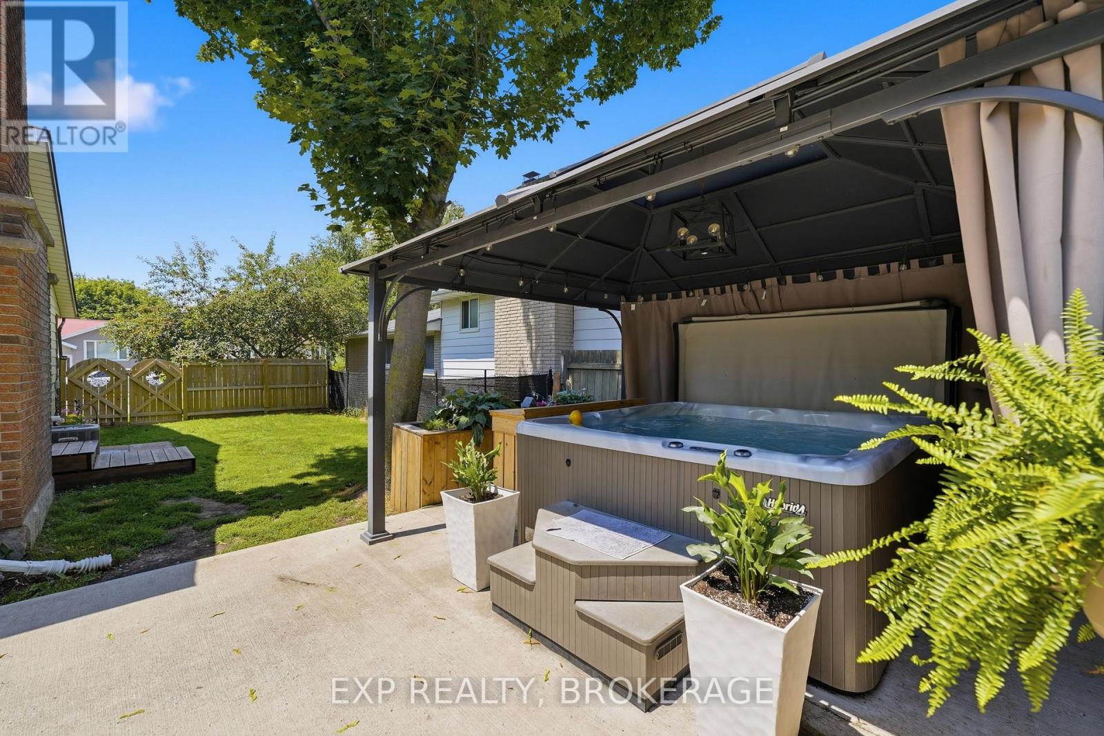 729 ALLUM AVENUE - 40