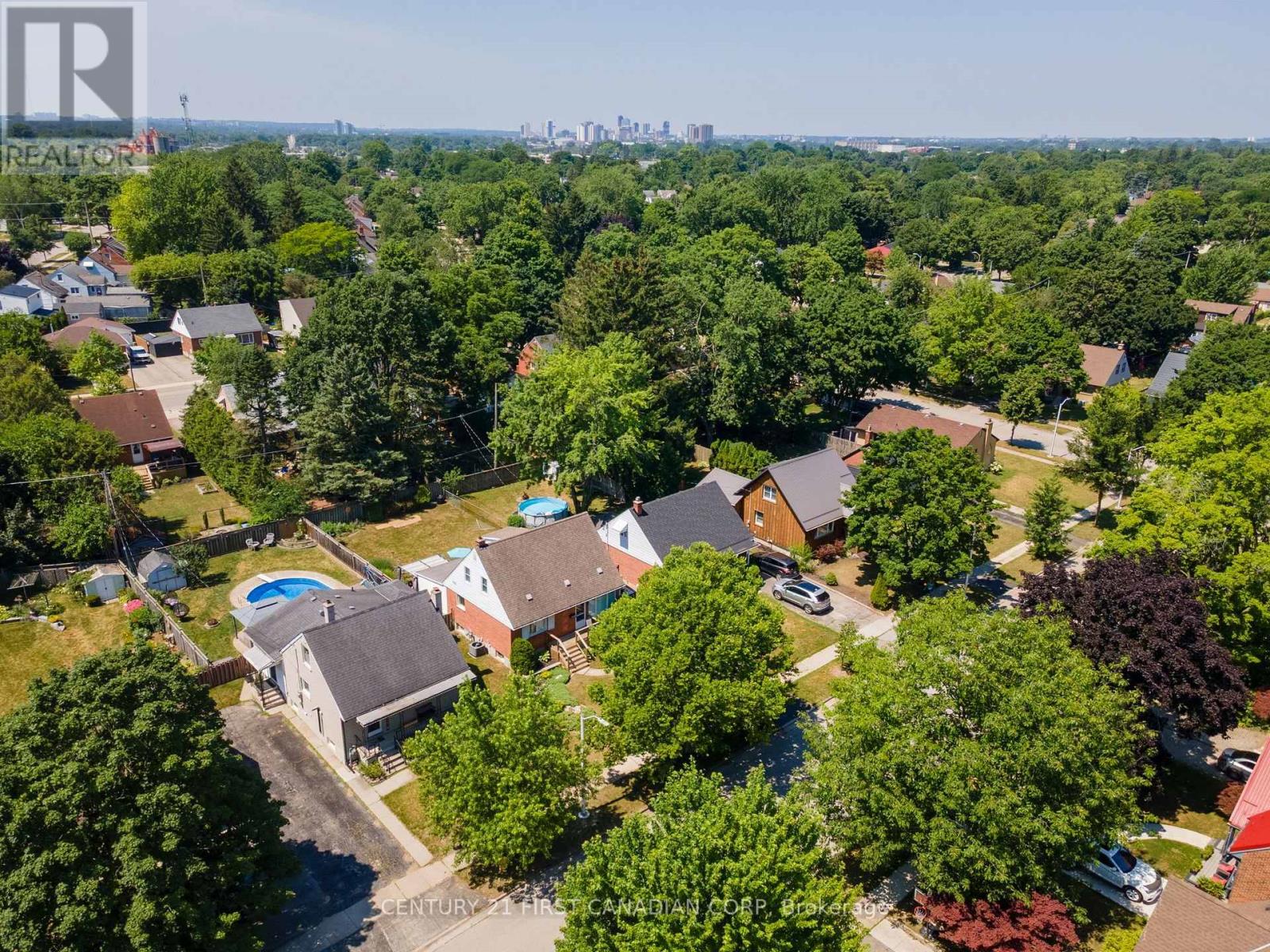 75 GLASS AVENUE - Image 36