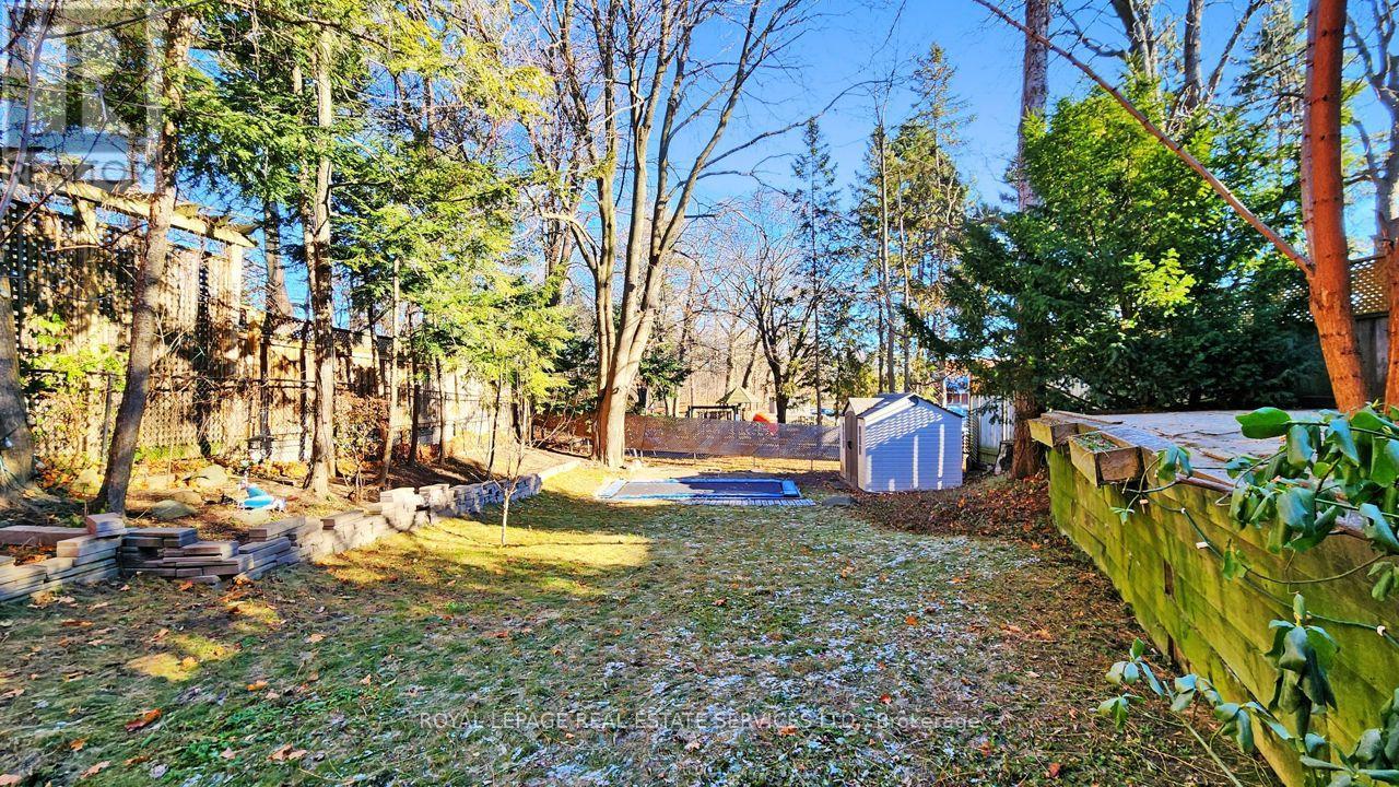 19 STRATHGOWAN CRESCENT - 41