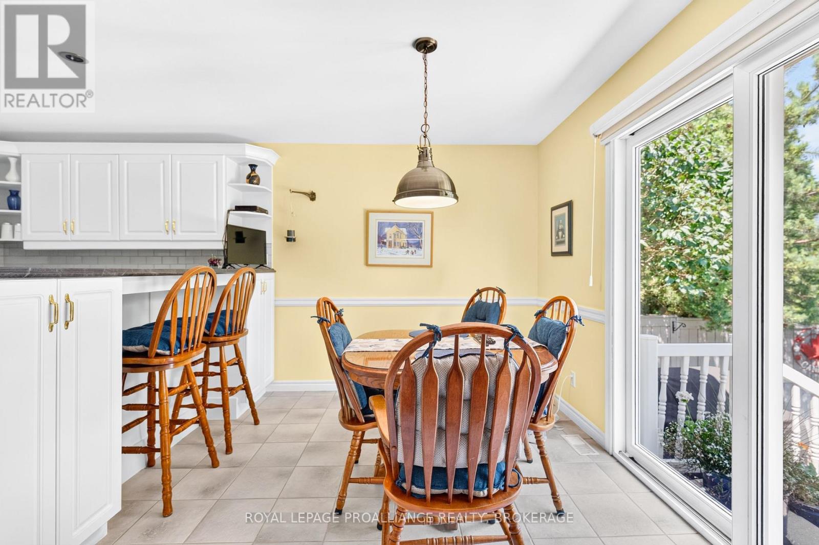 657 ROOSEVELT DRIVE - 12