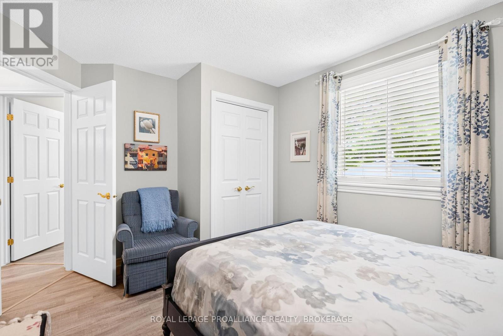 657 ROOSEVELT DRIVE - 18