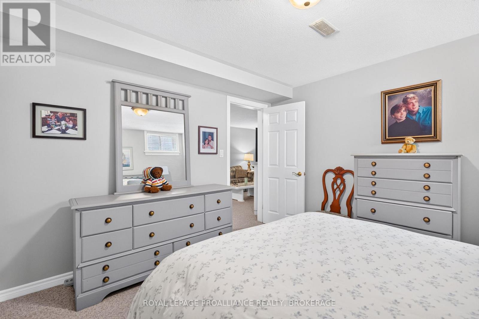 657 ROOSEVELT DRIVE - 31