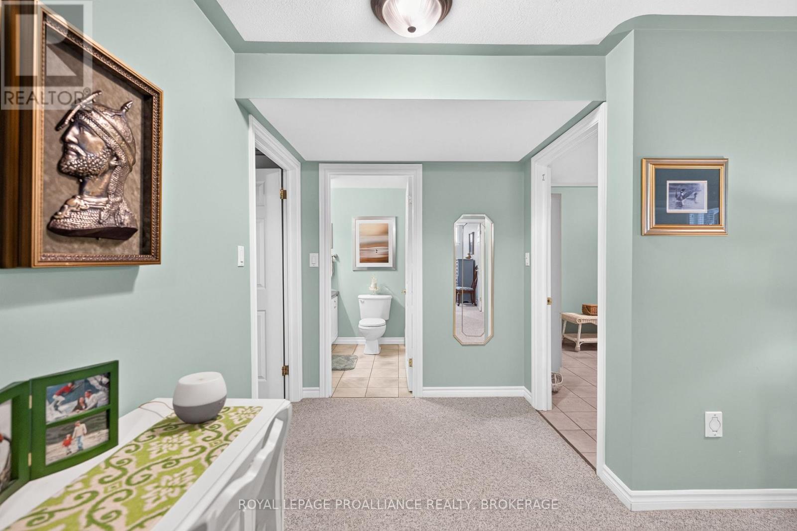 657 ROOSEVELT DRIVE - 32