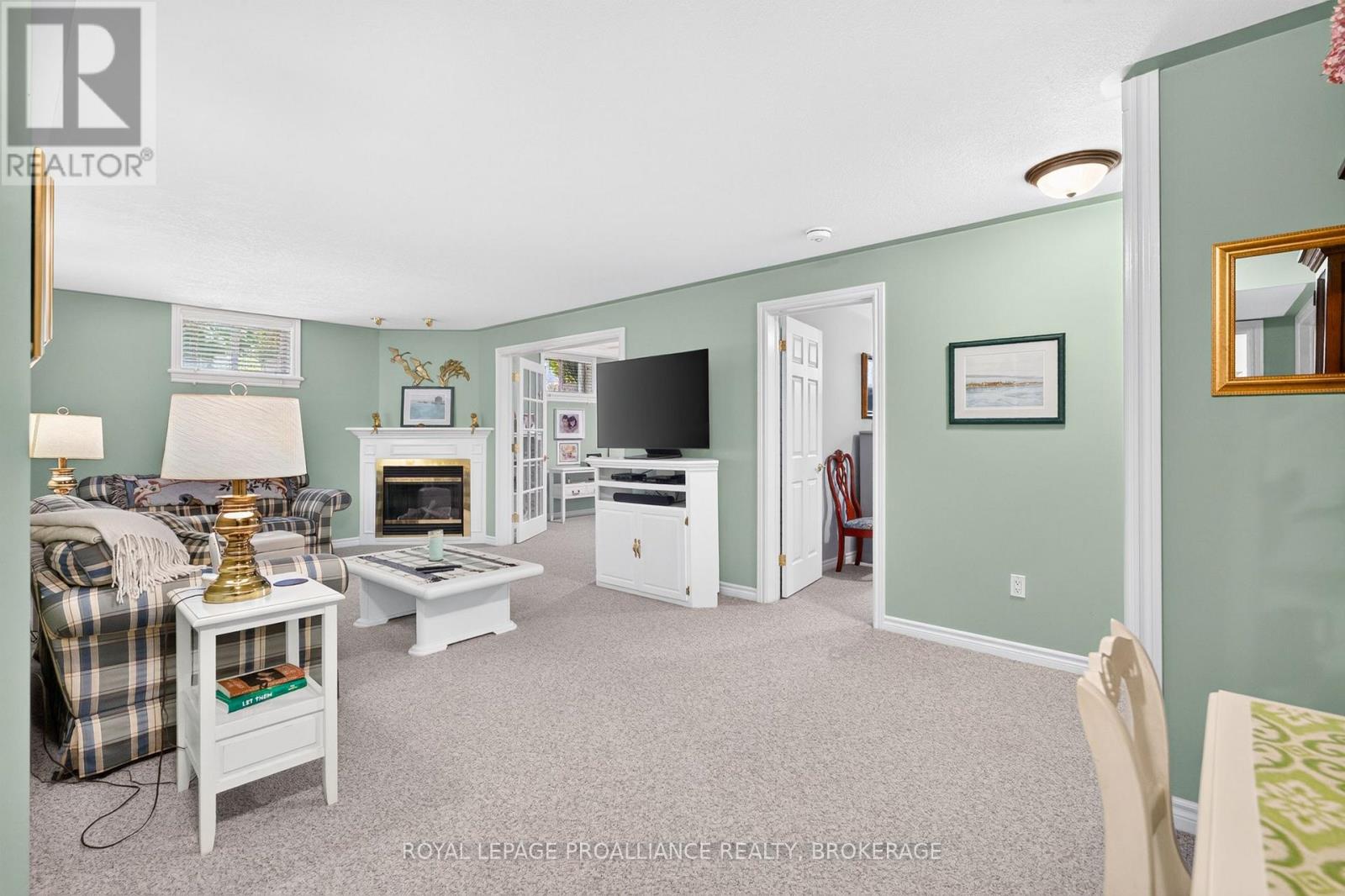 657 ROOSEVELT DRIVE - 39