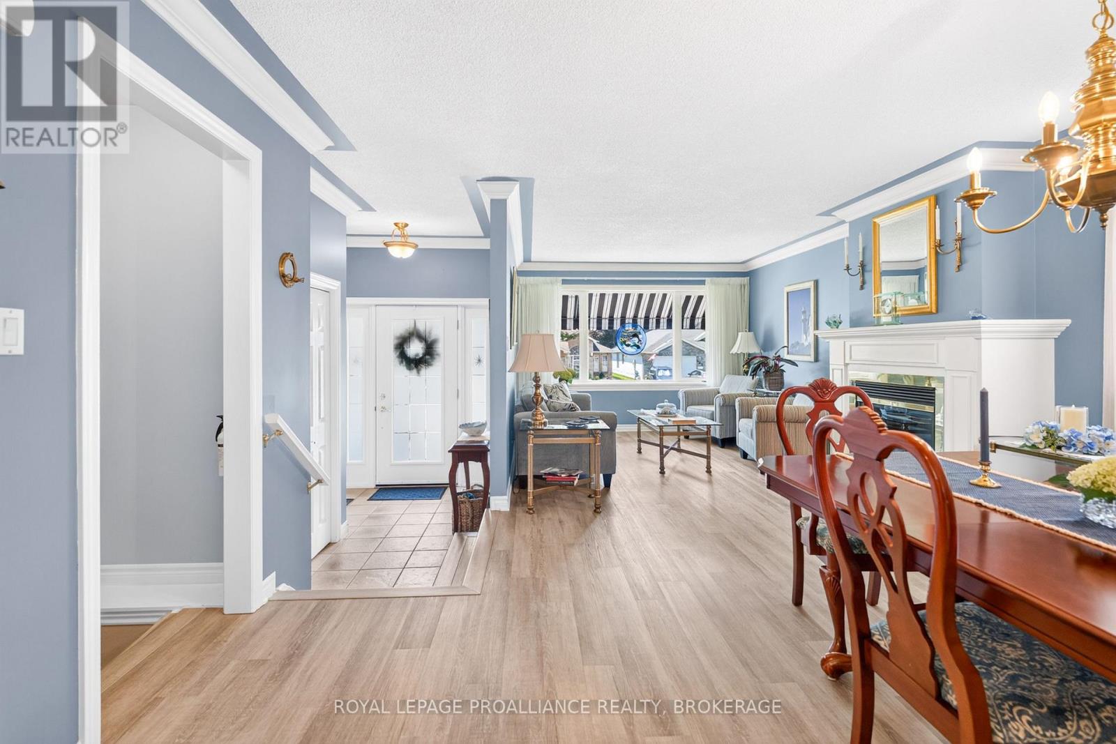 657 ROOSEVELT DRIVE - 5
