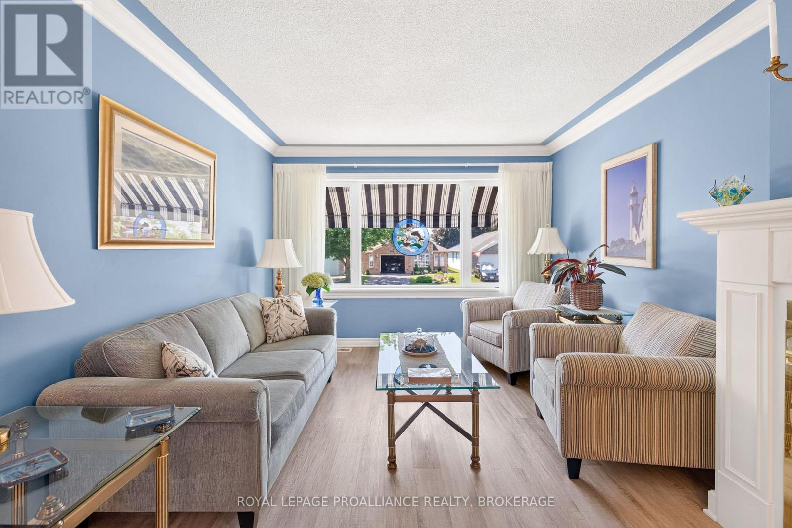 657 ROOSEVELT DRIVE - 6