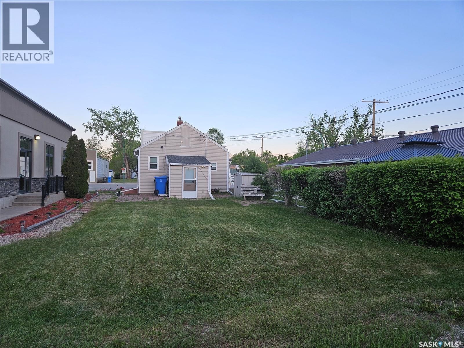 205 Main STREET - 3