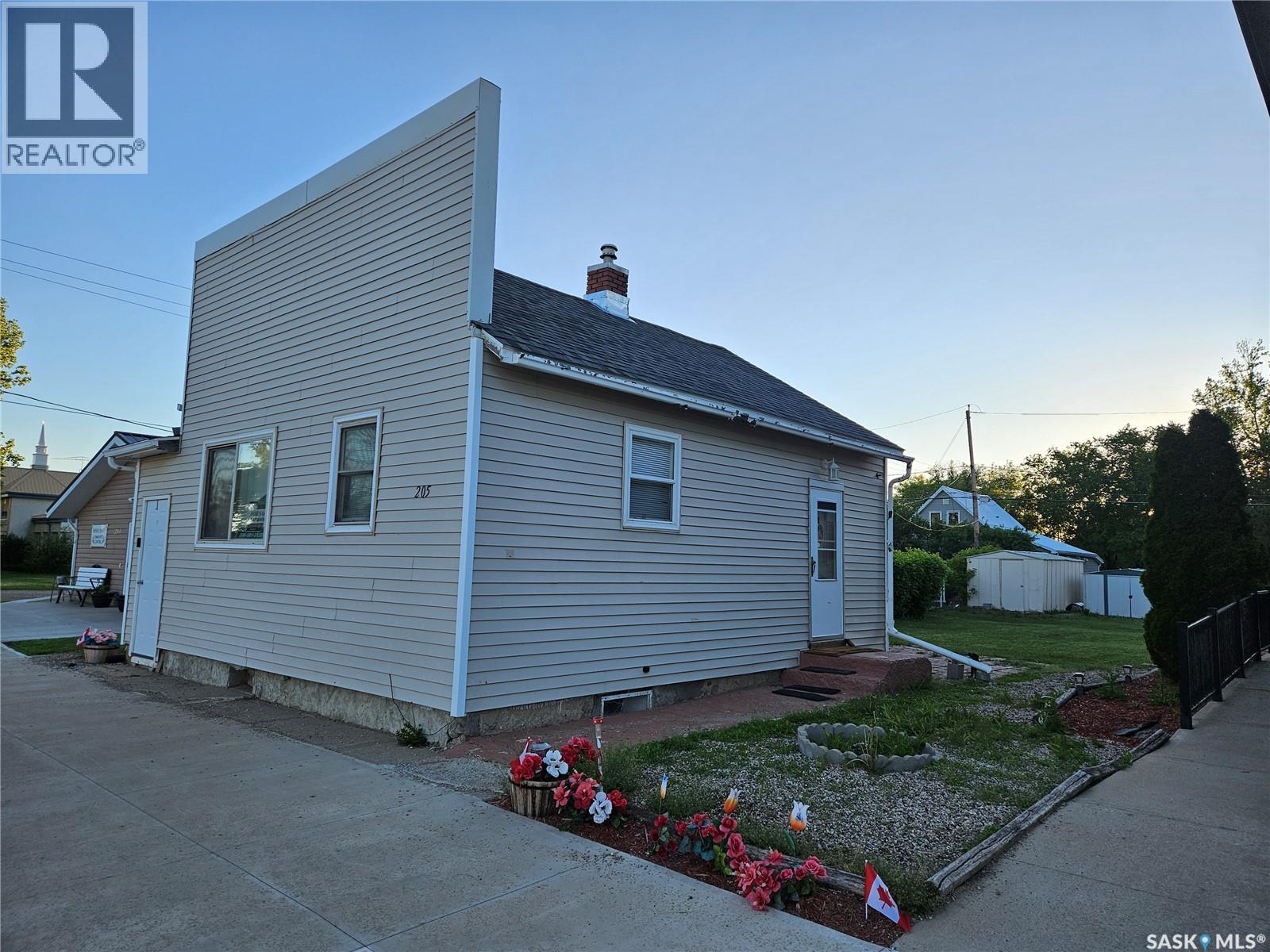 205 Main STREET - 2