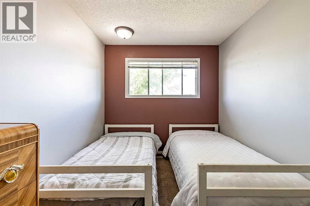 516 Sissons Crescent SE - 21