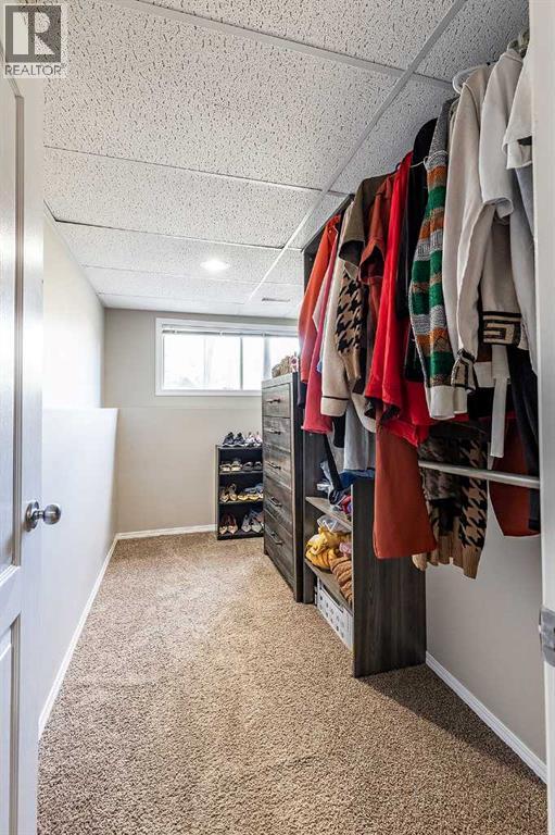 516 Sissons Crescent SE - 31