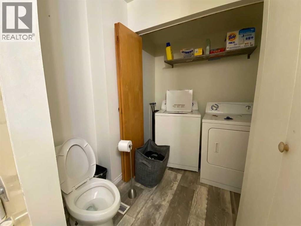814 12 Street N - 20