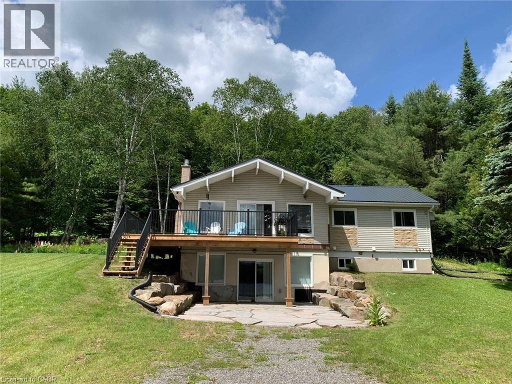 1056 INAWENDAWIN Road - 1