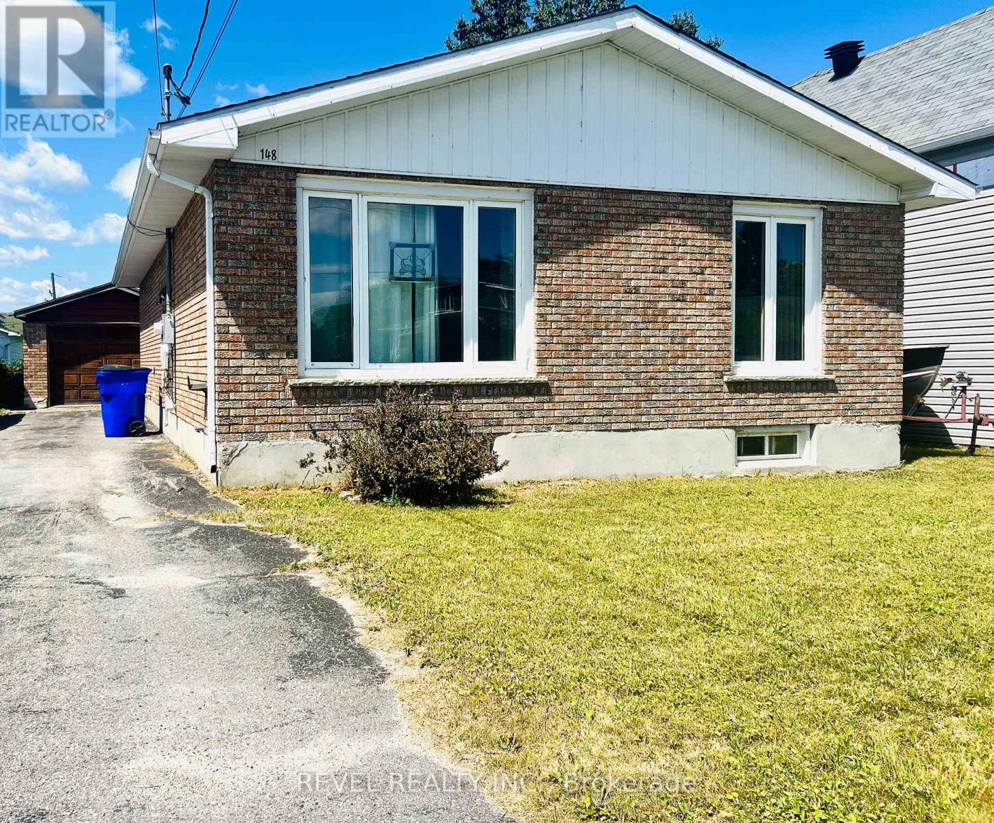 148 EVANS STREET - 1