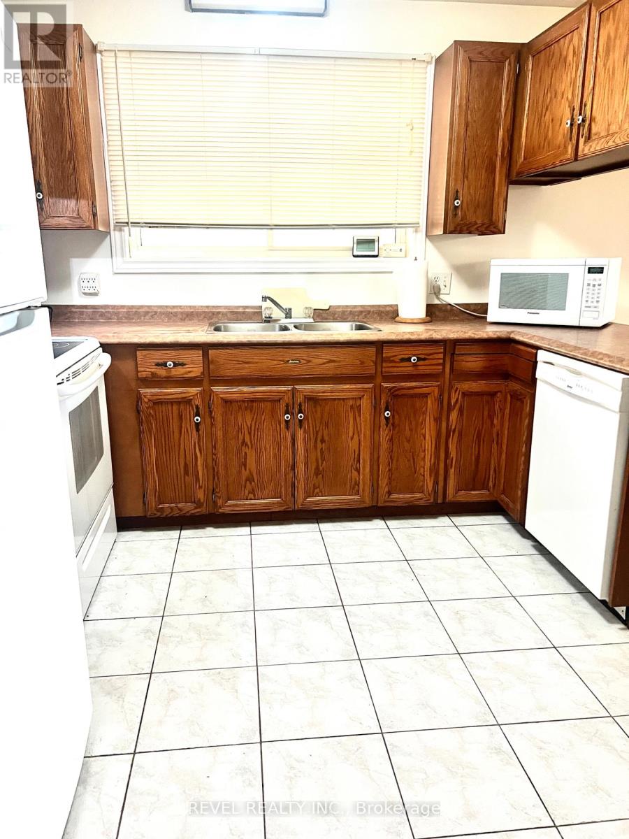 148 EVANS STREET - 11