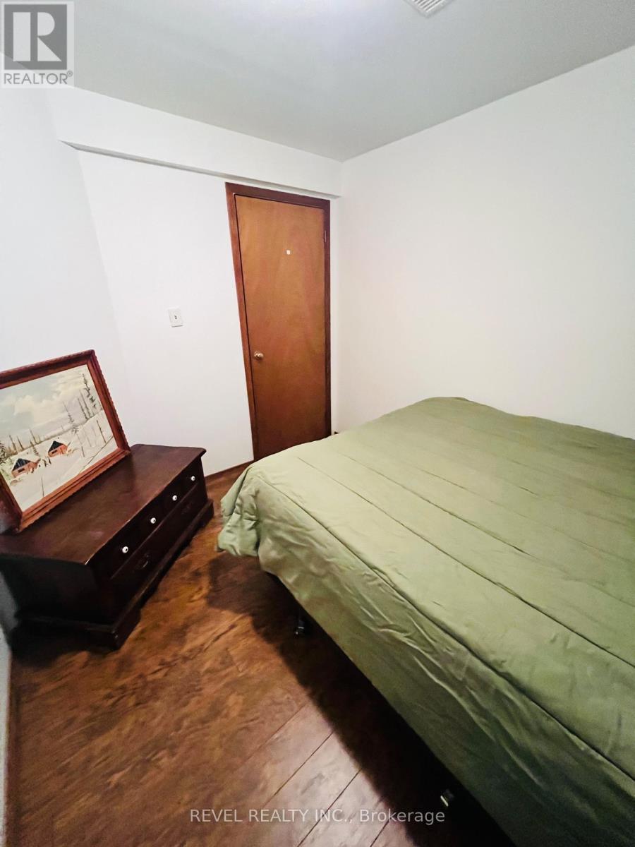 148 EVANS STREET - 32