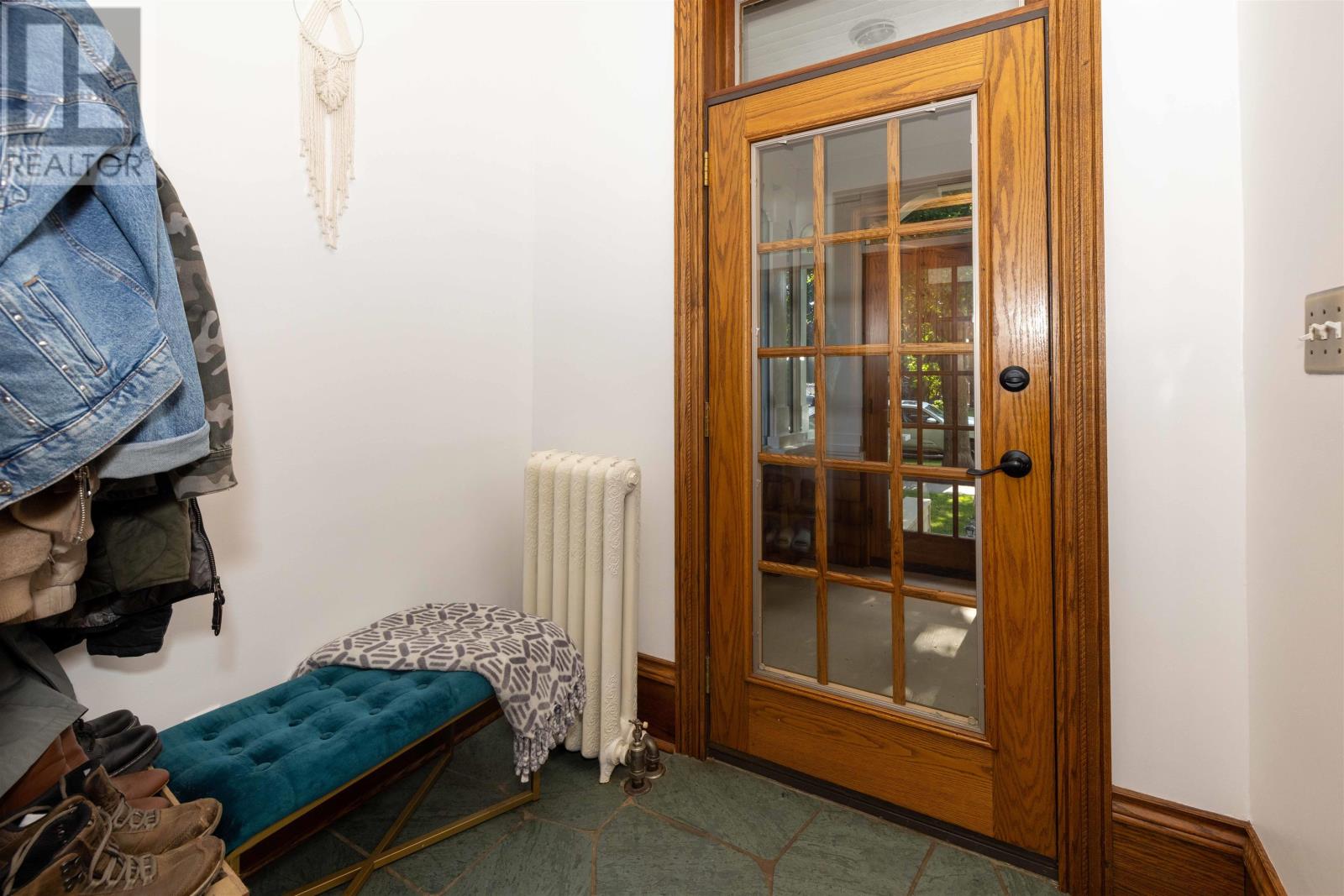 427 Norah ST S - 12