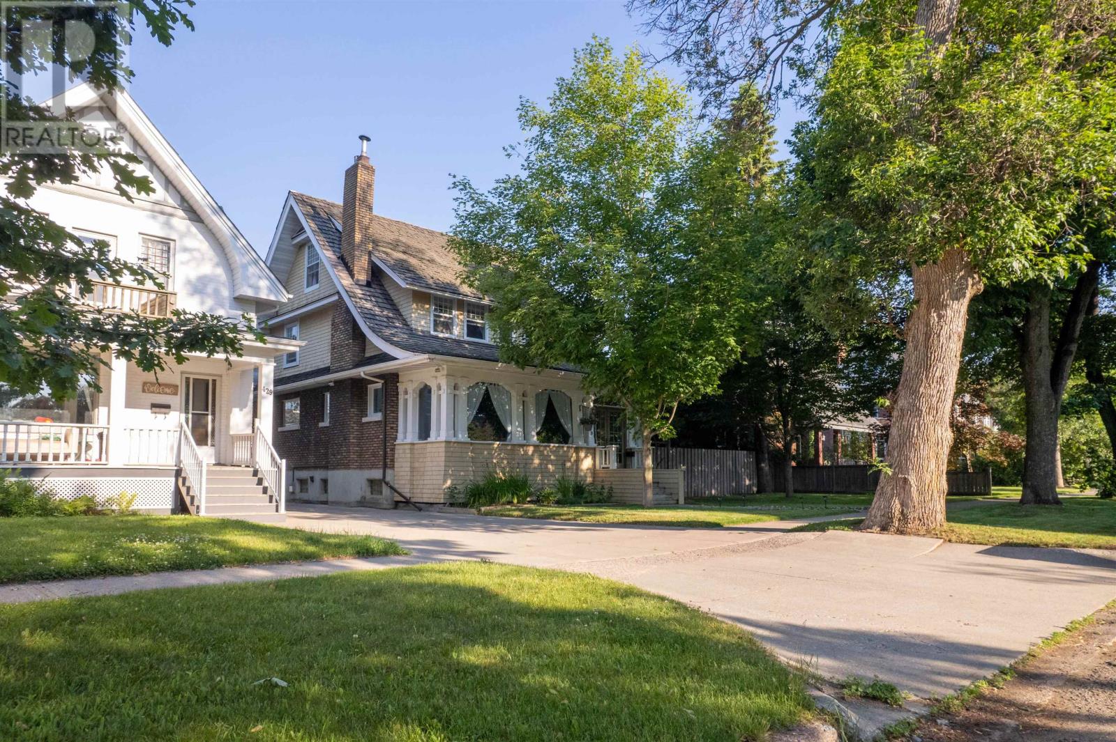 427 Norah ST S - 3
