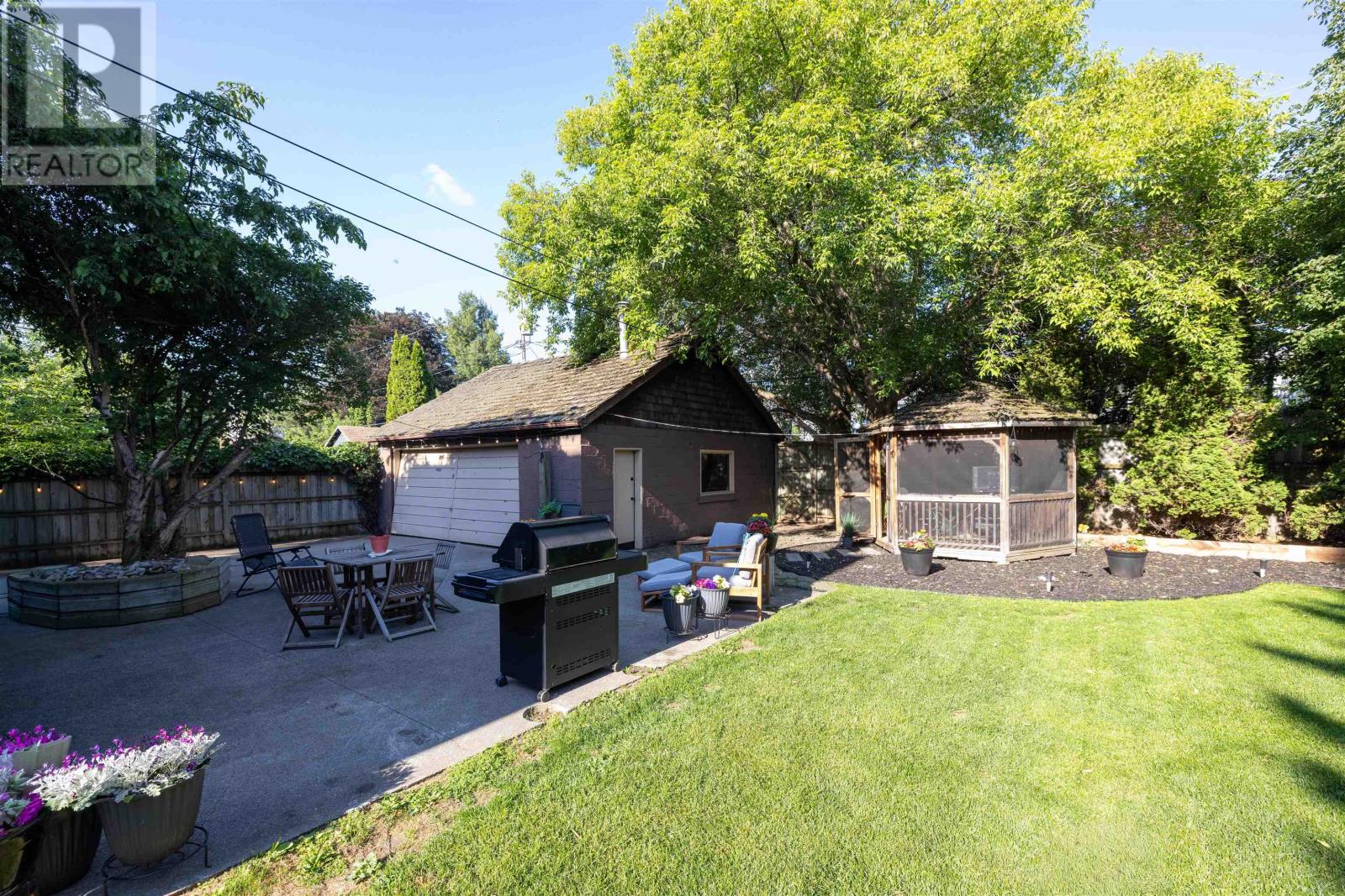 427 Norah ST S - 47