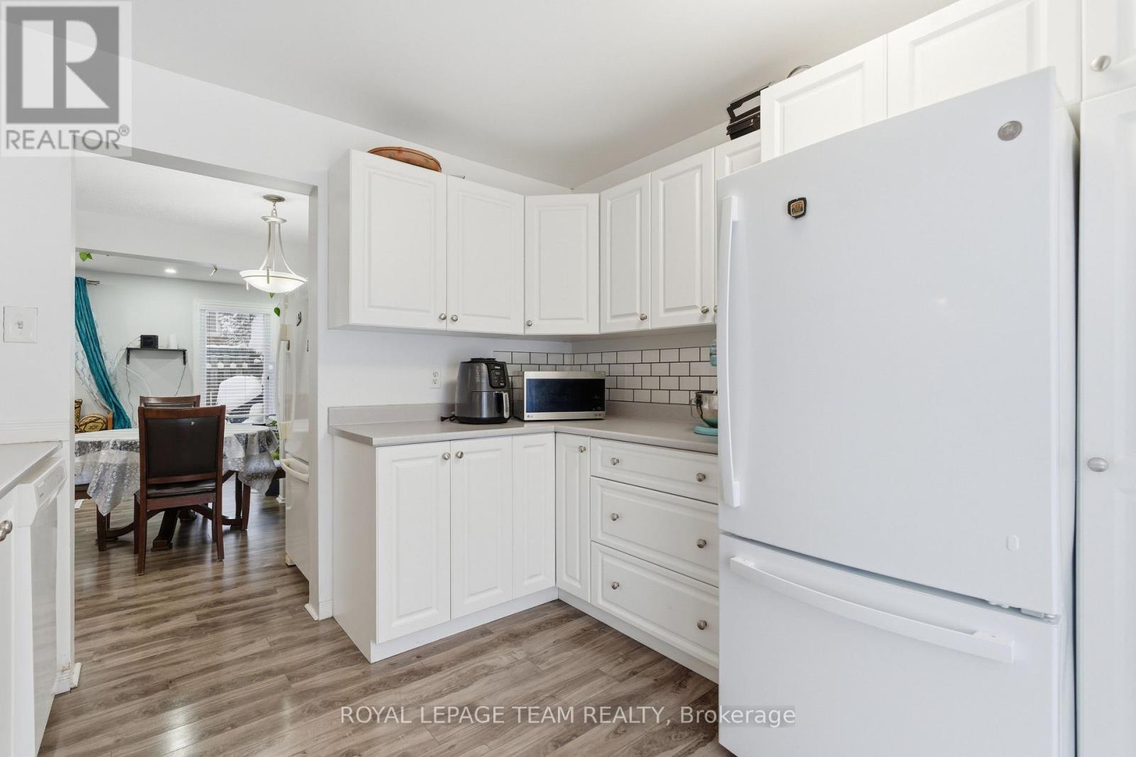 3 Bed, 2 Bath House for Sale in Ottawa – 33 – 3333 MCCARTHY ROAD, Ottawa – MLS# X13567584 - Image 10