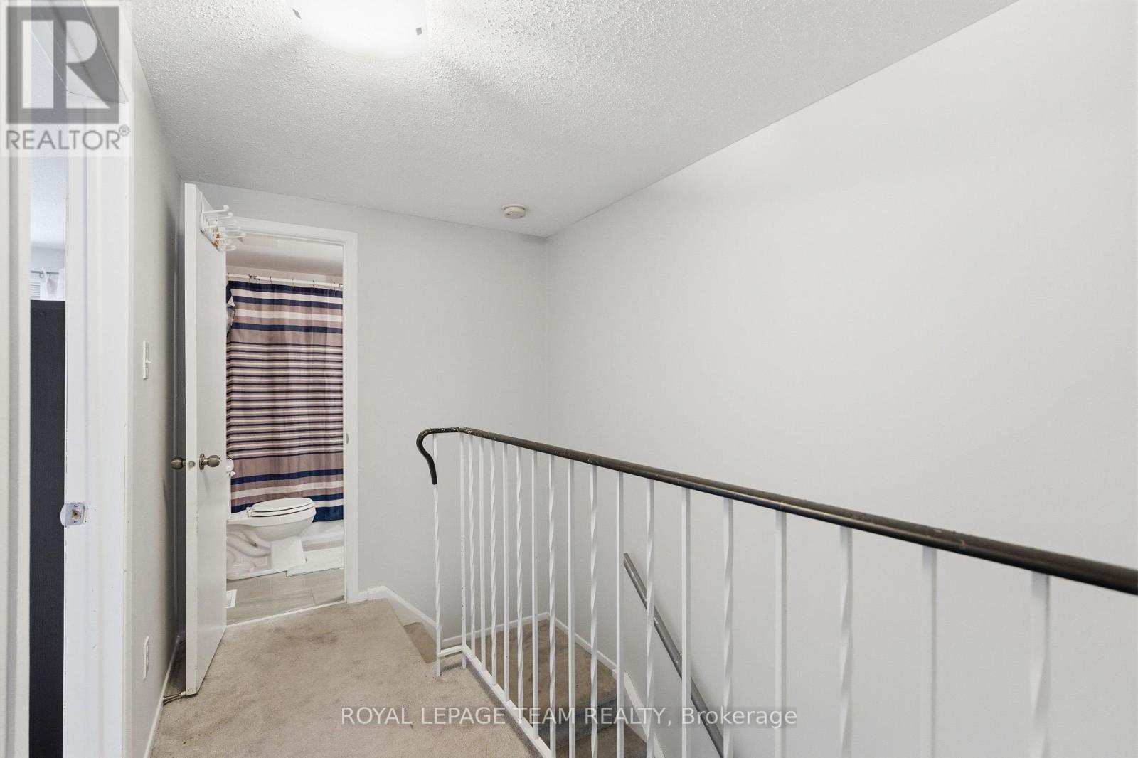 3 Bed, 2 Bath House for Sale in Ottawa – 33 – 3333 MCCARTHY ROAD, Ottawa – MLS# X13567584 - Image 15