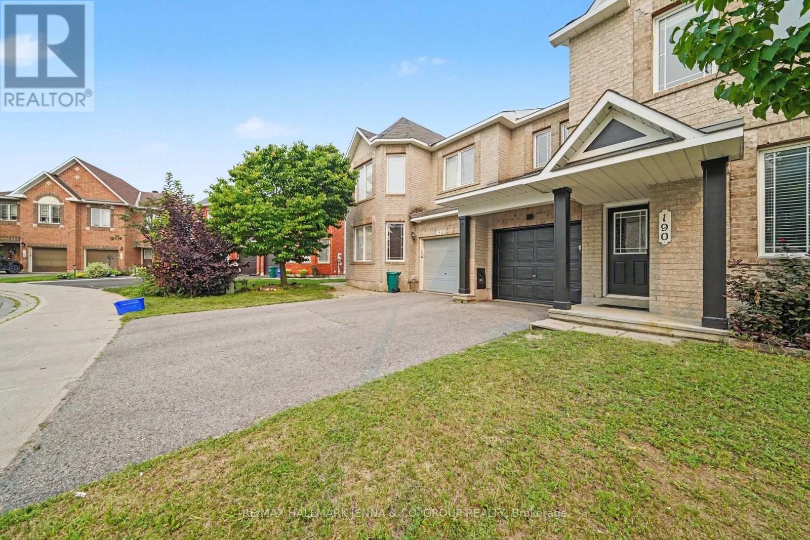 3 Bed, 3 Bath House for Sale in Ottawa – 190 SORENTO STREET, Ottawa – MLS# X13567684 - Image 33