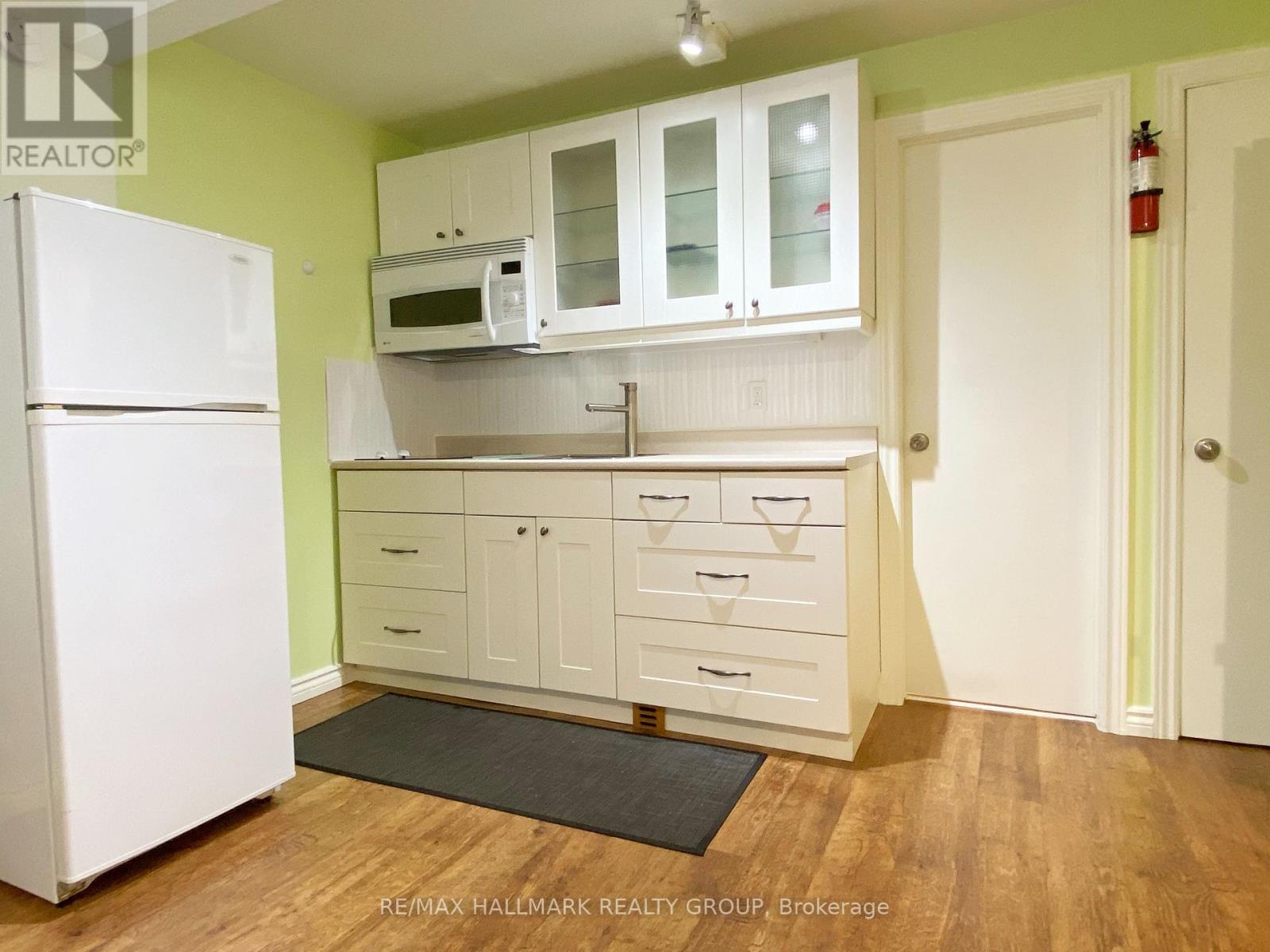 1 Bed, 1 Bath House for Rent in Ottawa – B – 668 MORIN STREET, Ottawa – MLS# X13567714 - Image 11