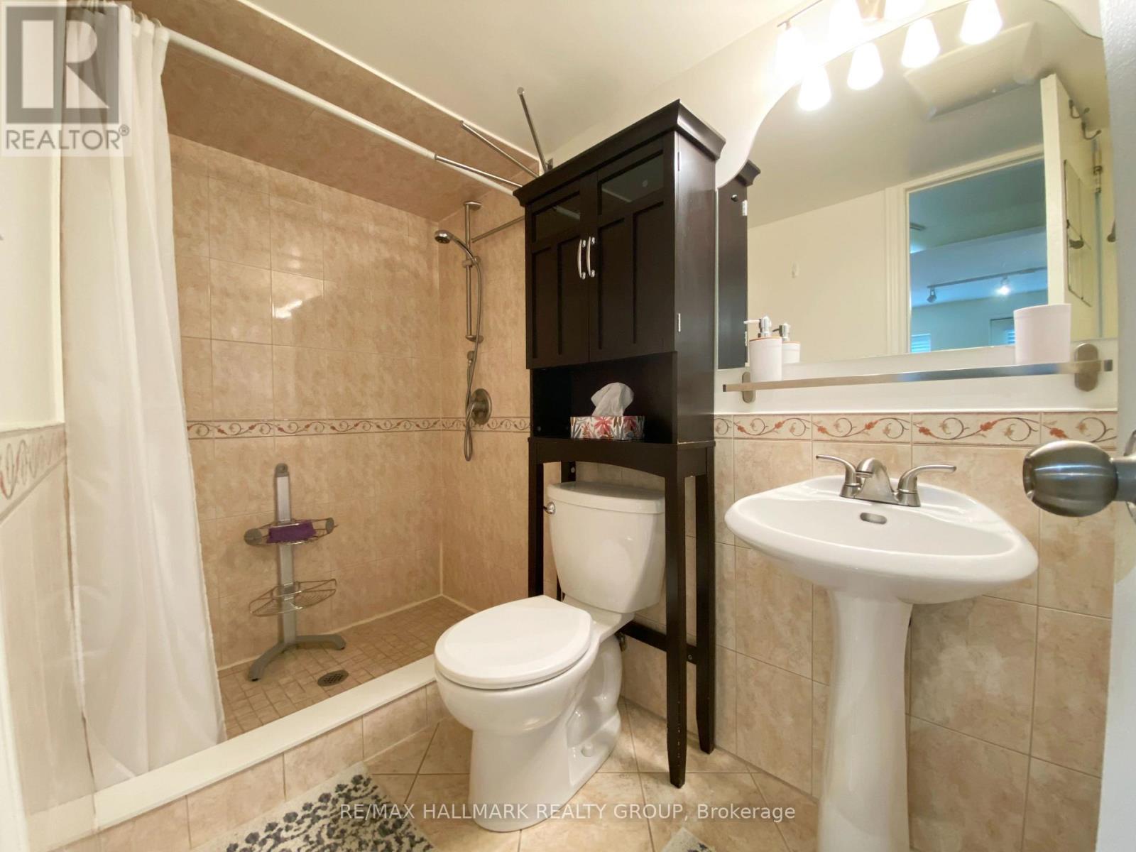 1 Bed, 1 Bath House for Rent in Ottawa – B – 668 MORIN STREET, Ottawa – MLS# X13567714 - Image 17