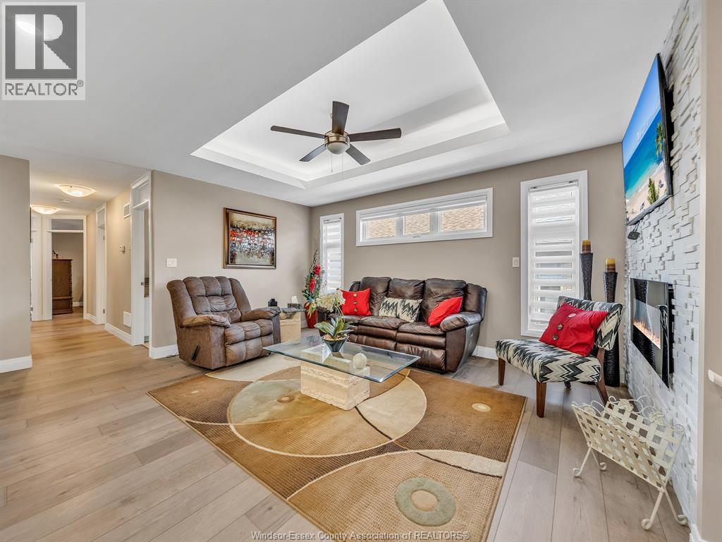 5 WOODLAND STREET - 12